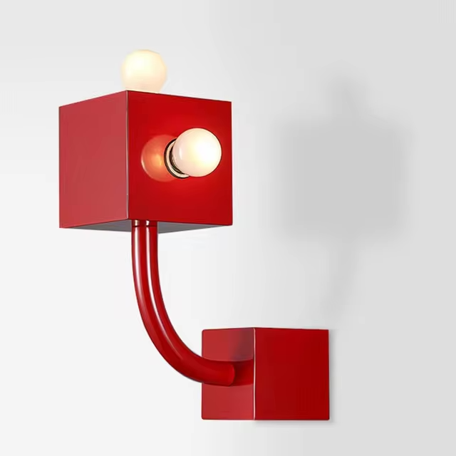 Retro Gunta Wall Lamp